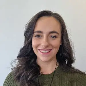 Associate Professor Lara Greaves